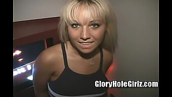 Mamada Y Follada Hardcore En Un Video De Gloryhole